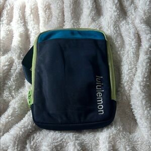 lululemon athletica Blue and Green Belt Bag Minimalist Design
